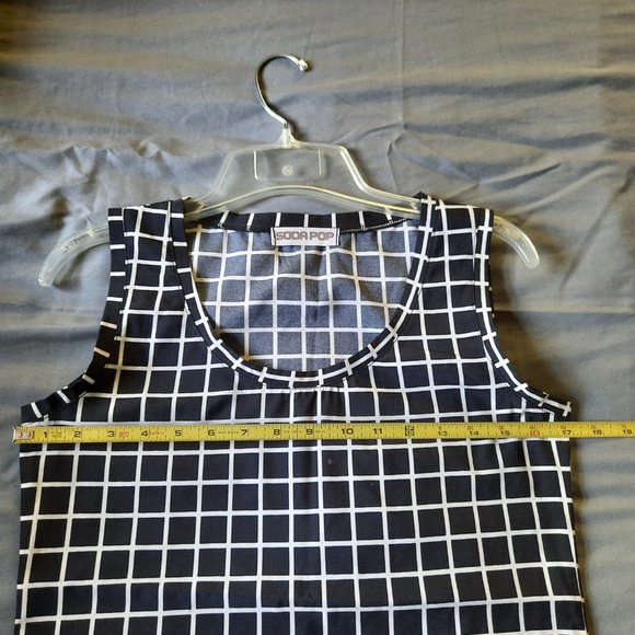 3/$15 Soda Pop Checkered Printed Tank Blouse - White/Black Size XS - Picture 12 of 16